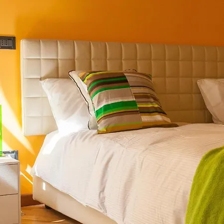 Trevi Colour- In アパート ローマ