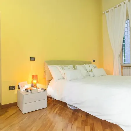 Trevi Colour- In アパート ローマ